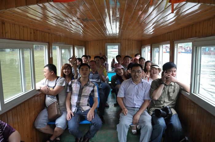 1532424028424293.jpg 無紙化會議軟件_多媒體智能會議系統方案