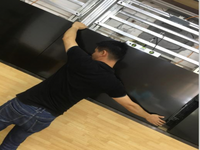 液晶拼接屏前維護(hù)式支架安裝流程